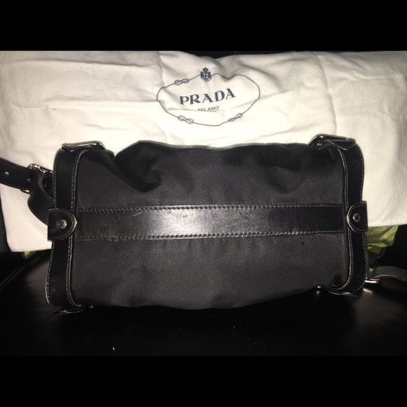 Great little Prada bag - Picture 5 of 8